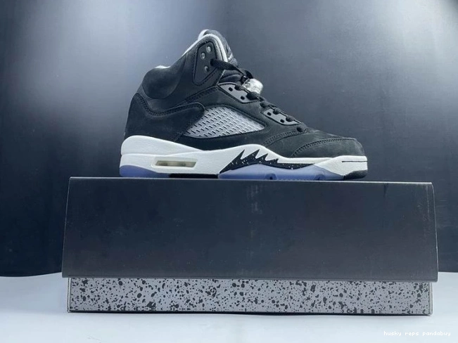Rep Husky 5 JORDAN OREO CT4838-011 AIR 0824